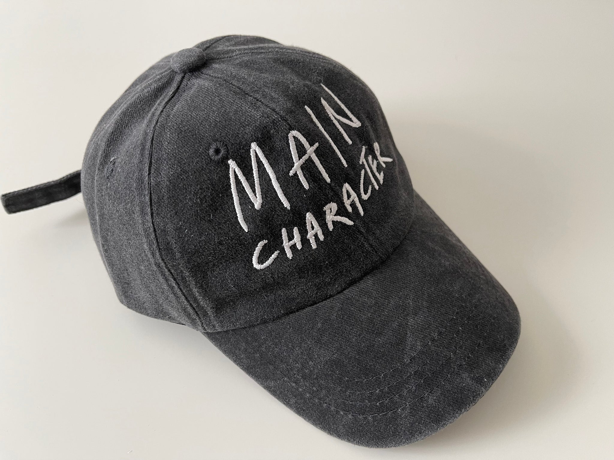 Washed Cotton Cap - Main Character